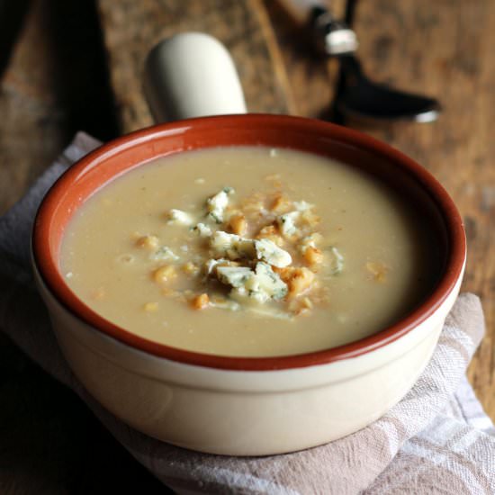 Pear and celery cream