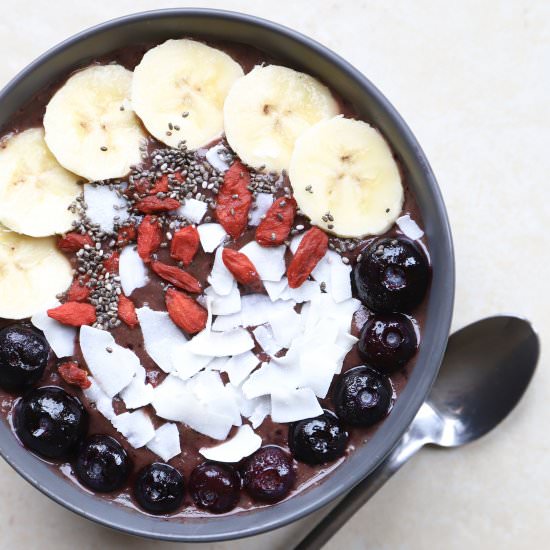 Spinach Berry Smoothie Bowl