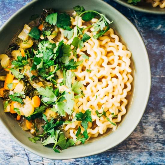 Easy Vegan Kale Soup