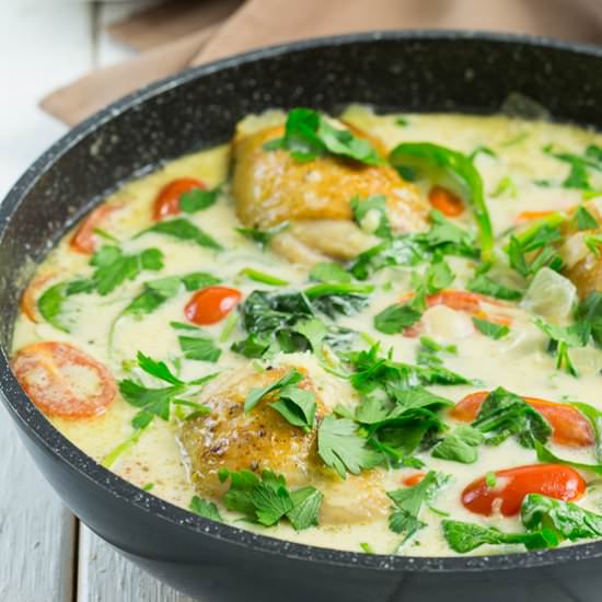 Creamy Garlic Chicken Thighs