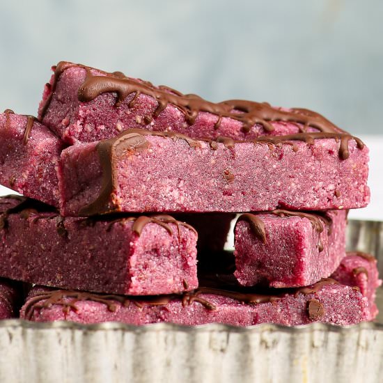 Chocolate Raspberry Energy Bars