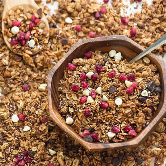 Pomegranate Chocolate Granola
