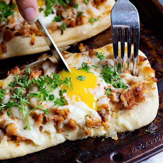 The Best Breakfast Pizza