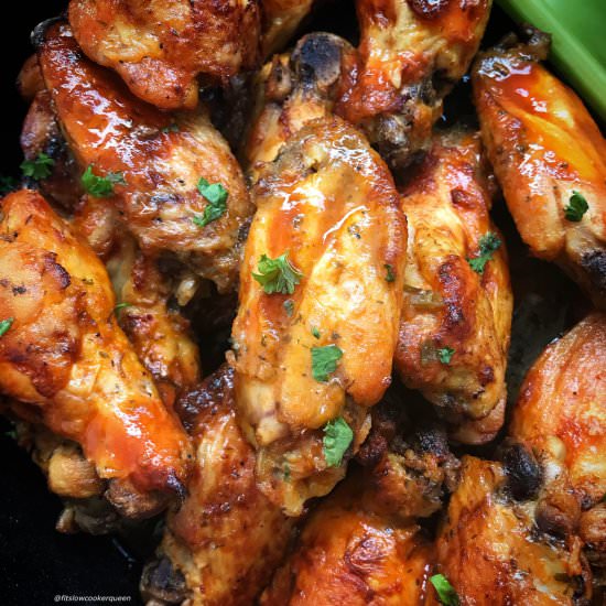 SLOW COOKER BUFFALO CHICKEN WINGS
