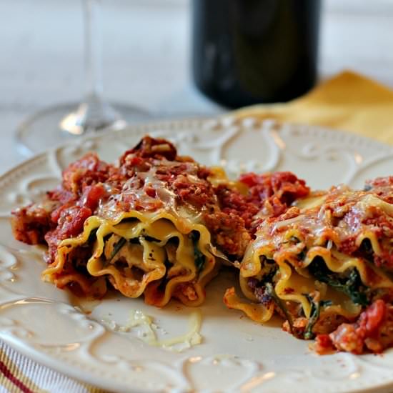 Chicken Spinach Lasagna Rollups