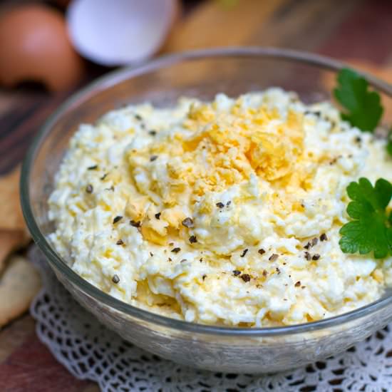 Tasty Egg & Cheese Salad