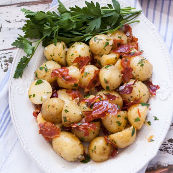 Buttery Garlic Potatoes