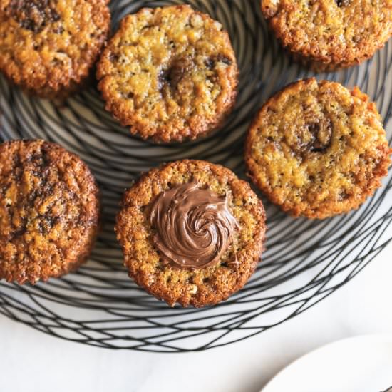 Nutella Stuffed Banana Muffins