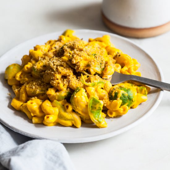 Creamy Vegan Carrot Mac n’ Cheese