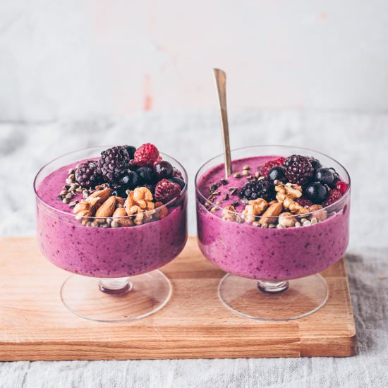 Vegan Blended Mixed Berry Oatmeal