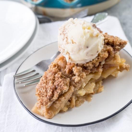 Apple Crisp Pie