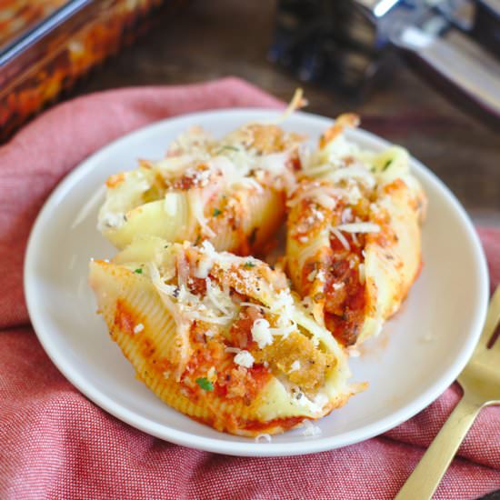 Chicken Parmesan Stuffed Shells