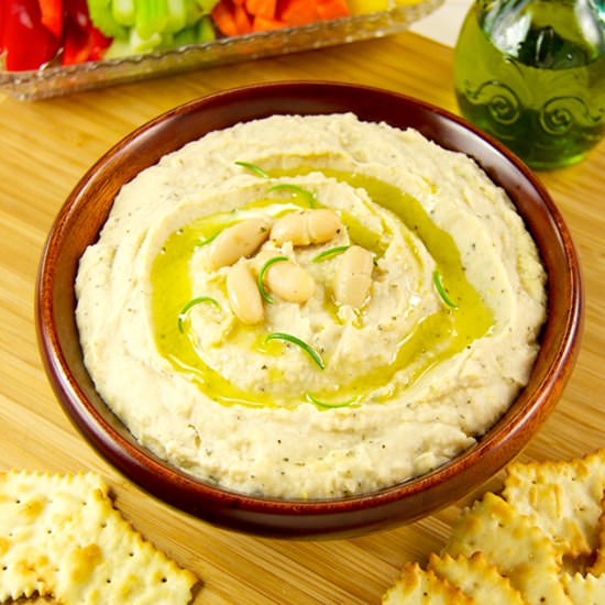 Roasted Garlic White Bean Dip