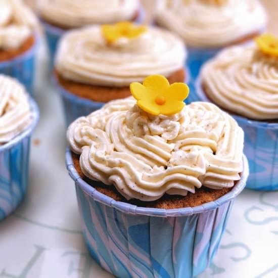 Vanilla chocolate cupcakes