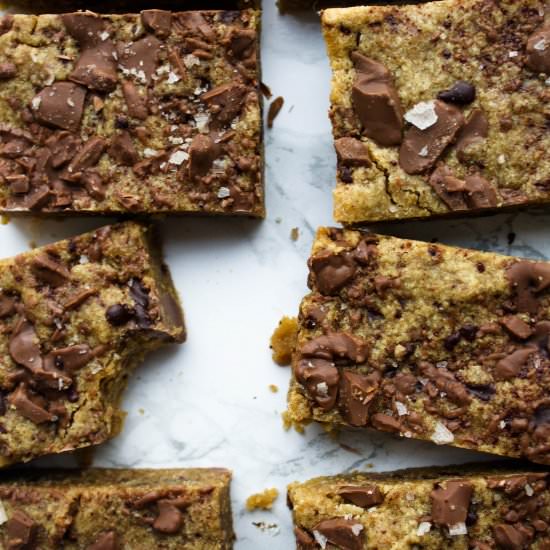 1-Bowl Tahini Cashew Blondies