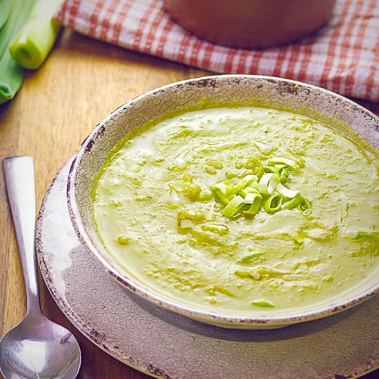 Turmeric, Lentil, Leek & Potato Soup