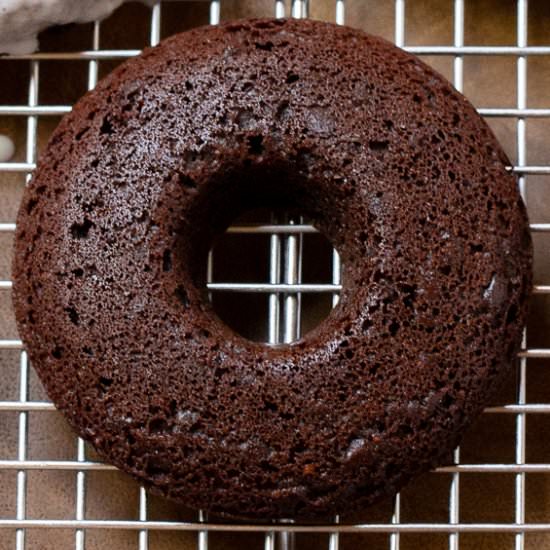 PALEO VEGAN CHOCOLATE DONUTS