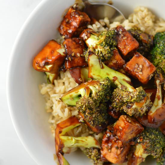 Tofu and Broccoli Stir Fry