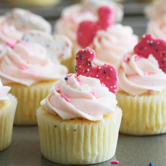 Circus Animal Cookie Cupcakes
