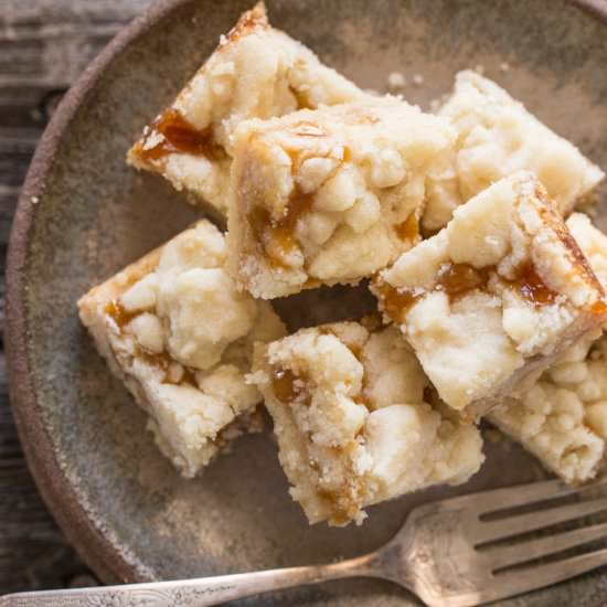 Buttery Salted Caramel Bars