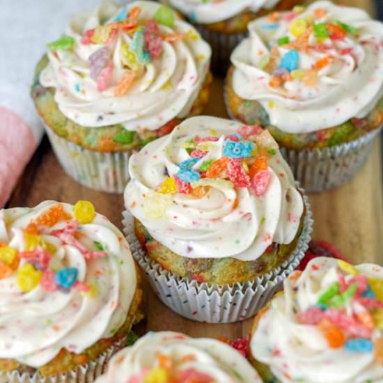 Fruity Cereal Funfetti Cupcakes