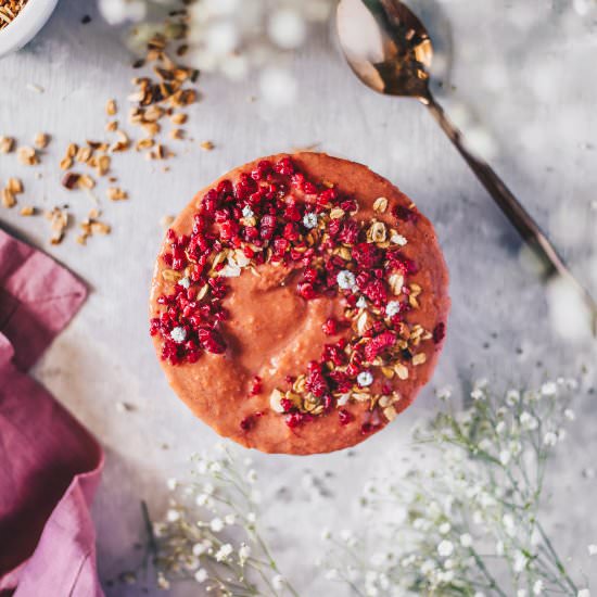 CamuCamu Strawberry Carrot Smoothie