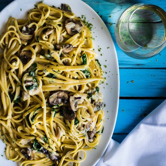 creamy mushroom white wine linguine