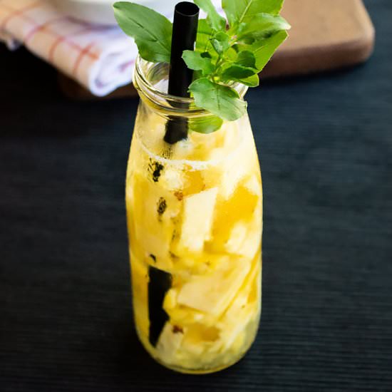 Fresh Pineapple Water