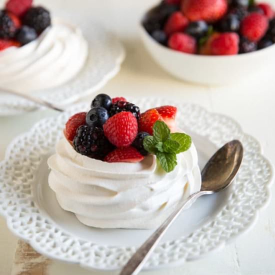 Schaum Torte