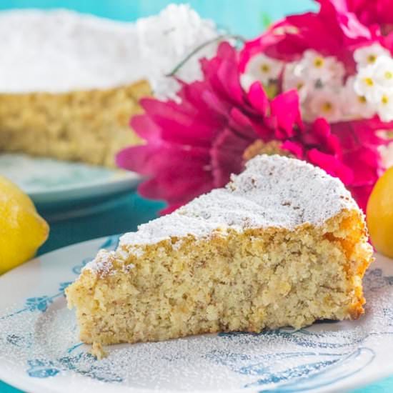 Low FODMAP Lemon Almond Cake