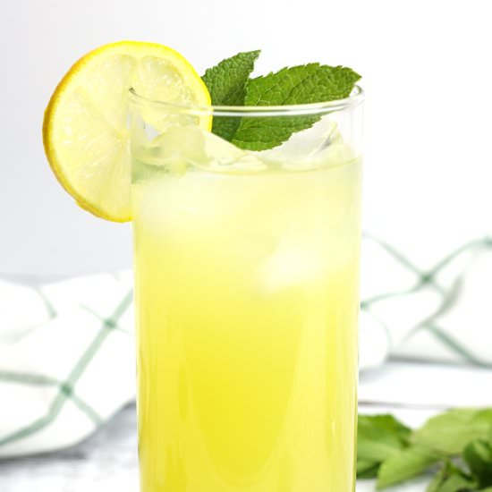 Pineapple Mint Lemonade