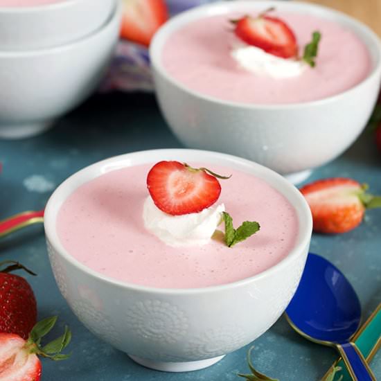 Chilled Strawberry Soup