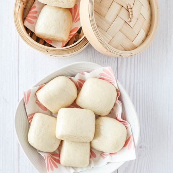 Chinese Steamed Buns (Mantou)