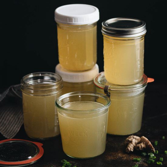 Pressure Cooker Chicken Stock