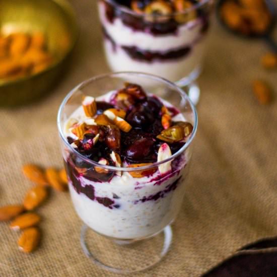 OVERNIGHT OATSCHERRY CHIA JAM