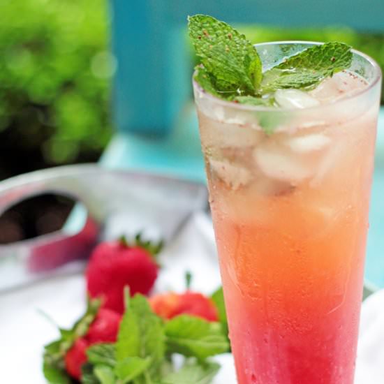 Strawberry Lemonade with Stevia