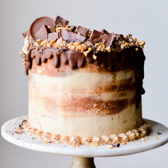 Peanut Butter Cup Cheesecake Cake