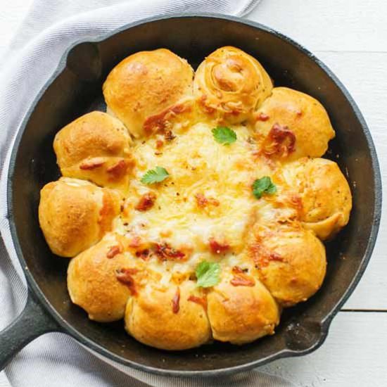 Pizza bread rolls