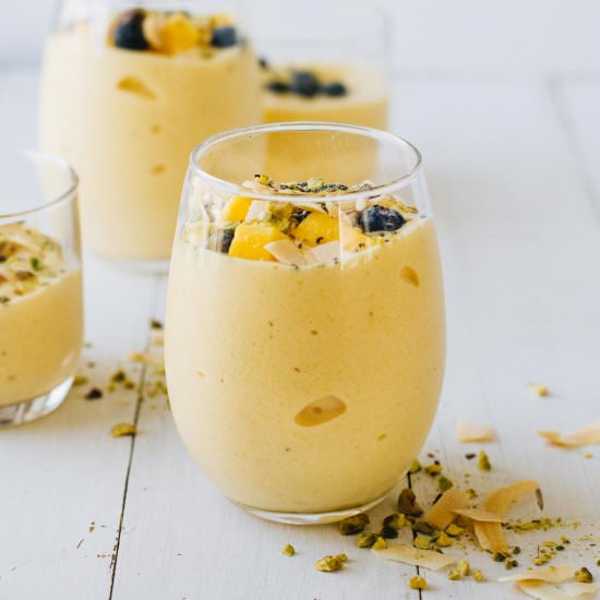 Healthy Mango Banana Smoothie