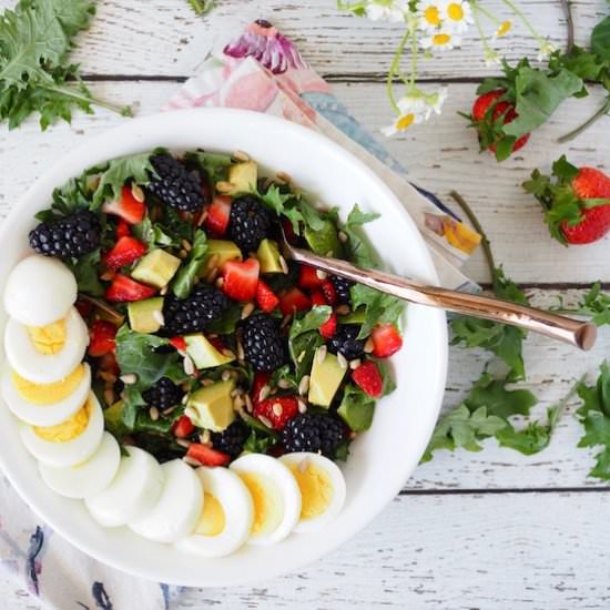 Baby Kale Berry Breakfast Salad