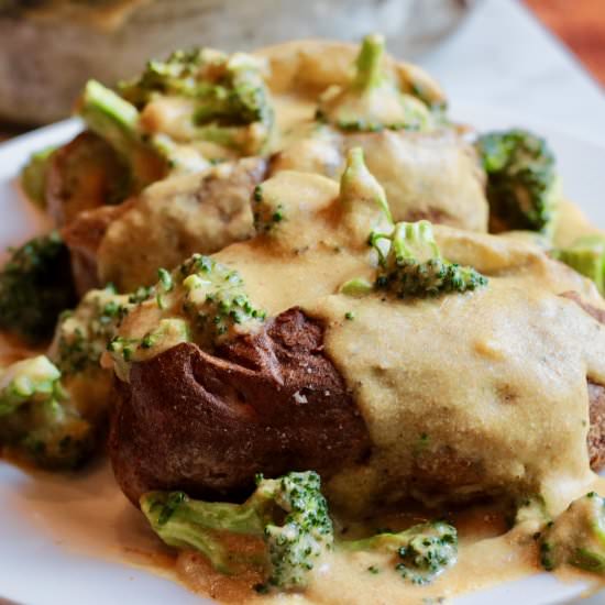 Vegan Broccoli & Cheddar Potato