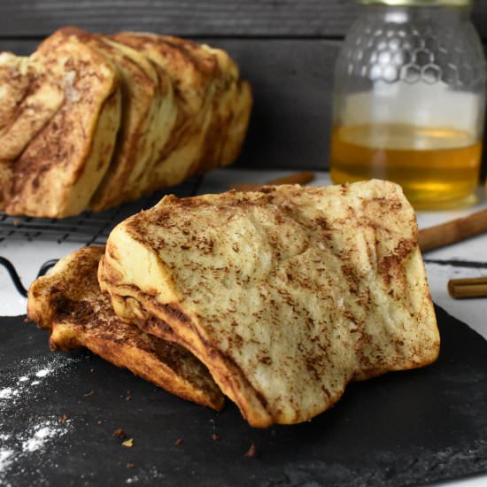 Cinnamon Pull-Apart Bread