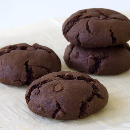 Vegan Double Chocolate Chip Cookies