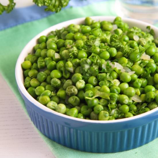 Green Peas with Butter and Onions