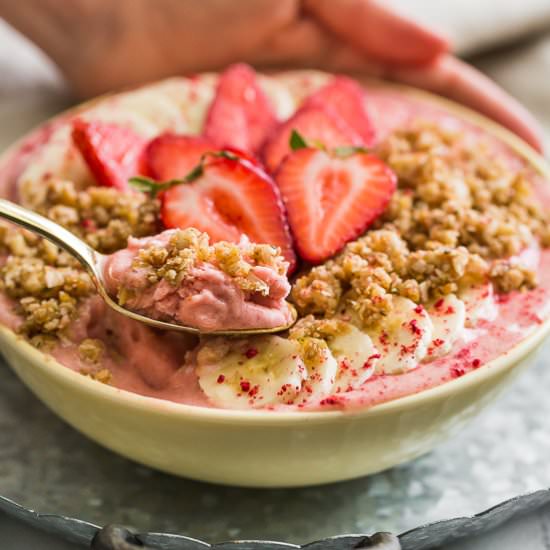Strawberry Banana Nice Cream