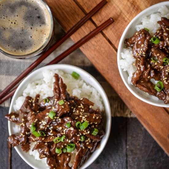 Sweet and Sticky Garlic Stout Beef