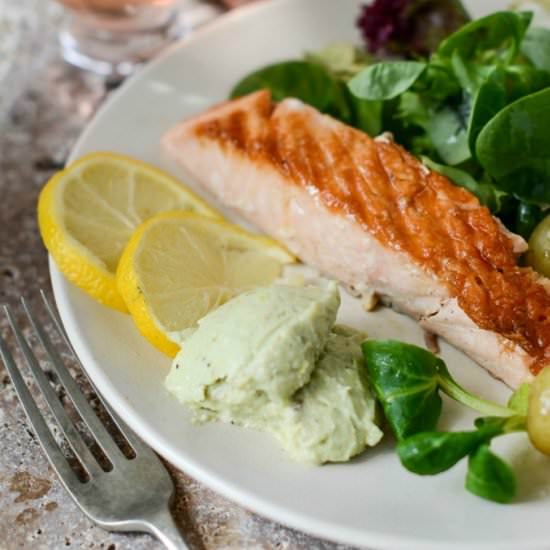 Avocado dip and sauce