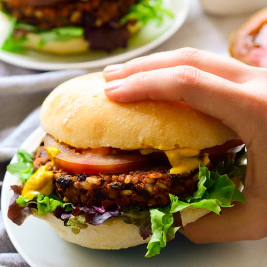 Vegan Black Bean Burgers