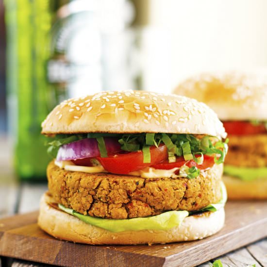 Sun-Dried Tomato & Chickpea Burger