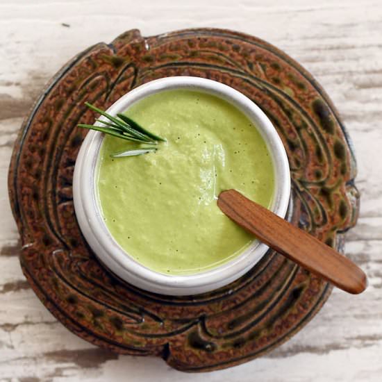 Kale-Stem Creamy Sauce
